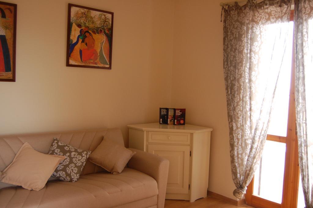 Amaremare B&B Stintino Szoba fotó